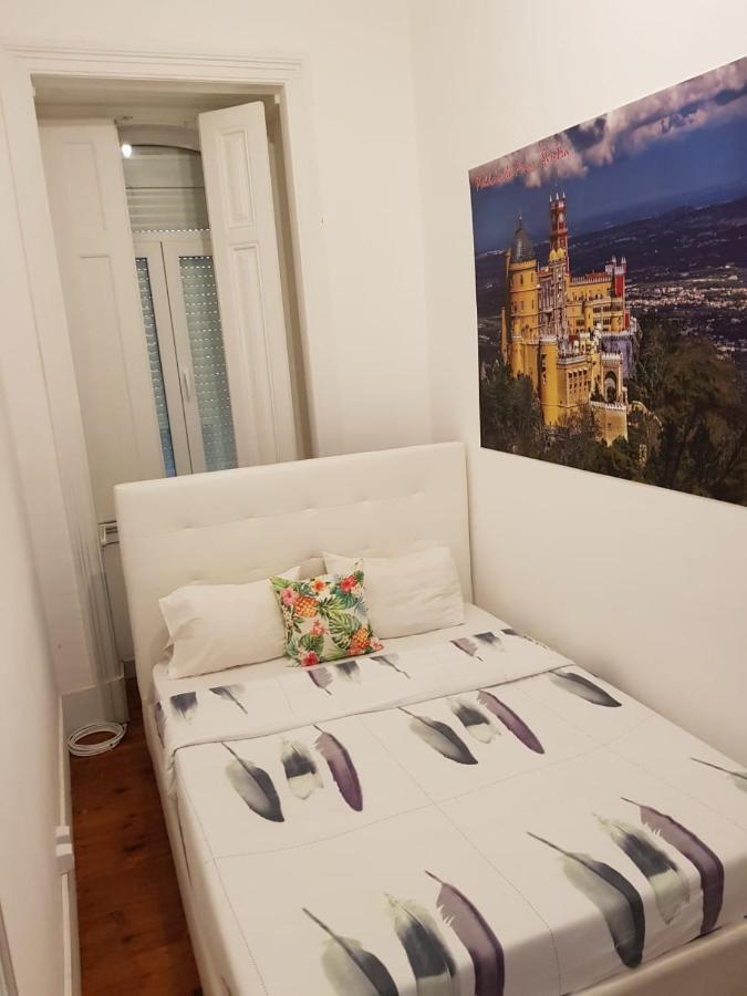 7 Luz Hostel Lisbona Esterno foto